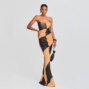 Retrofete Ford dress in Black/Nude is a size L